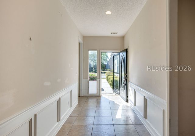 28 Thomas Bee Dr, Bluffton, SC 29909