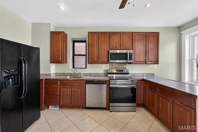 4229 Hartford Street, St Louis, MO 63116