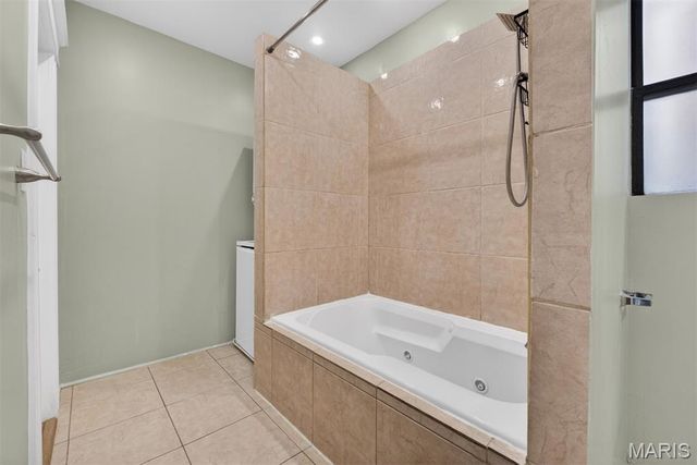 4229 Hartford Street, St Louis, MO 63116