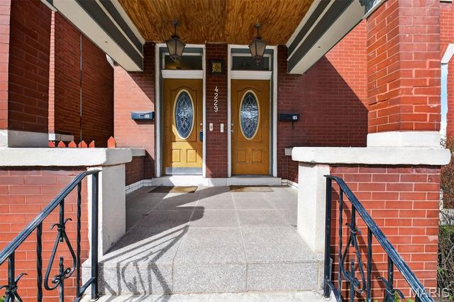 4229 Hartford Street, St Louis, MO 63116