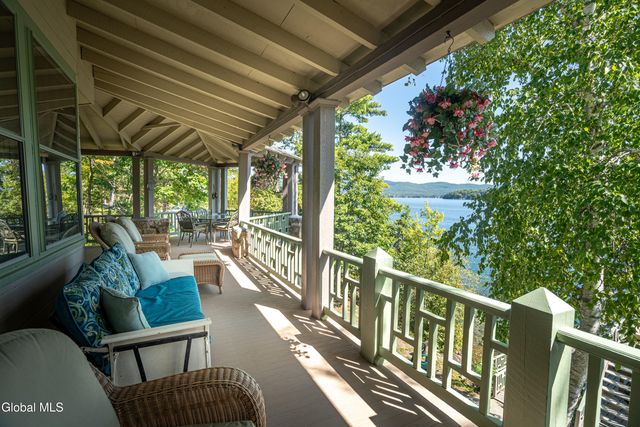 43 Paxton Road, Lake George, NY 12845