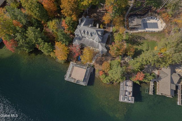 43 Paxton Road, Lake George, NY 12845