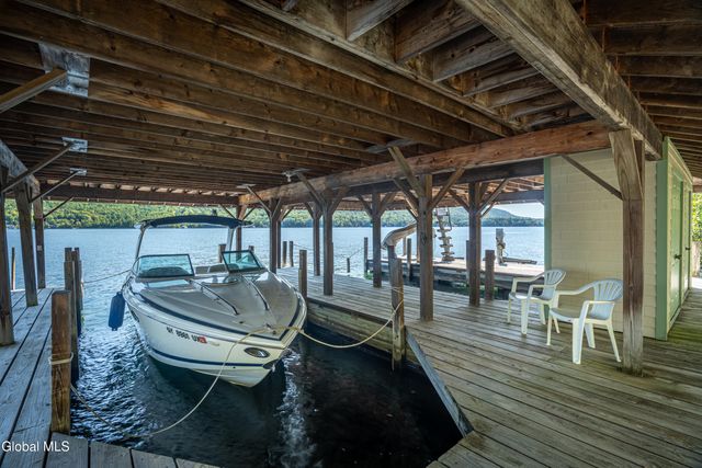 43 Paxton Road, Lake George, NY 12845