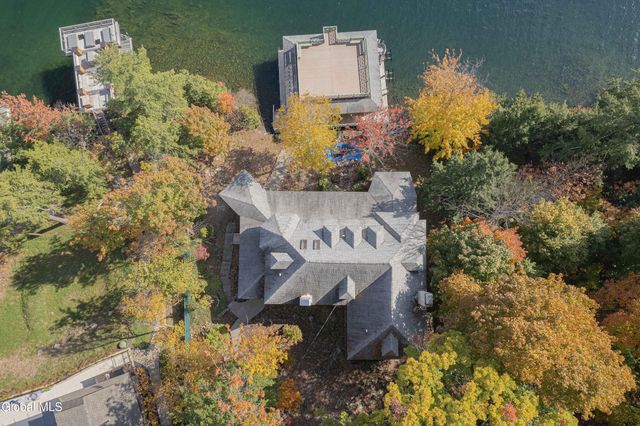 43 Paxton Road, Lake George, NY 12845