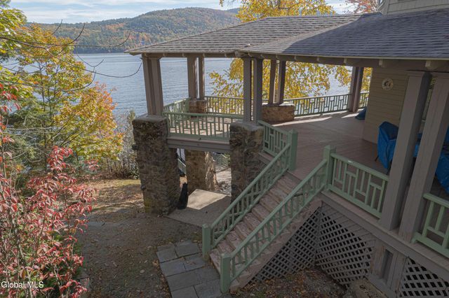 43 Paxton Road, Lake George, NY 12845