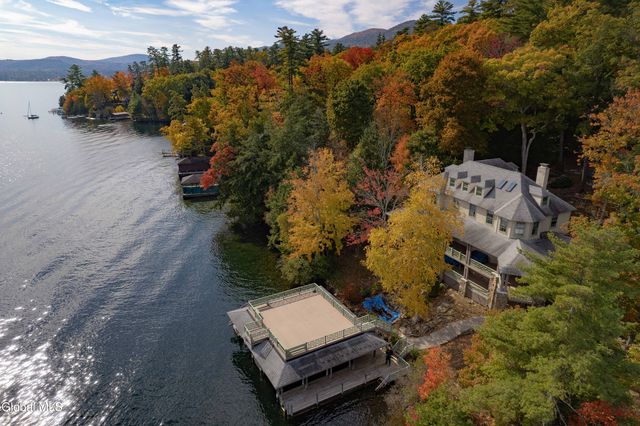43 Paxton Road, Lake George, NY 12845