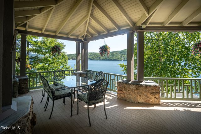 43 Paxton Road, Lake George, NY 12845