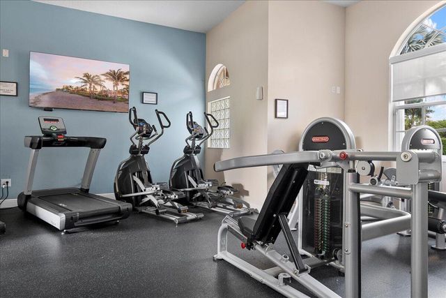 114 Lancaster Way, Royal Palm Beach, FL 33414