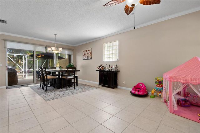 114 Lancaster Way, Royal Palm Beach, FL 33414