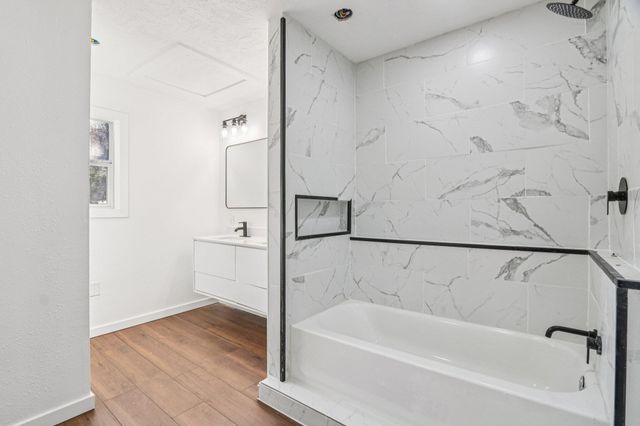 385 Alta Vista DR, Bastrop, TX 78602