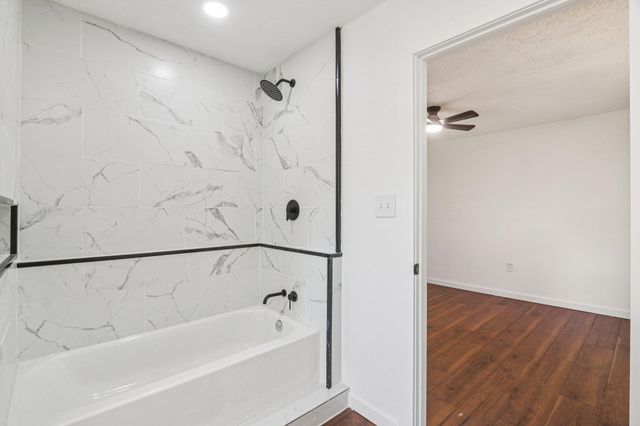 385 Alta Vista DR, Bastrop, TX 78602