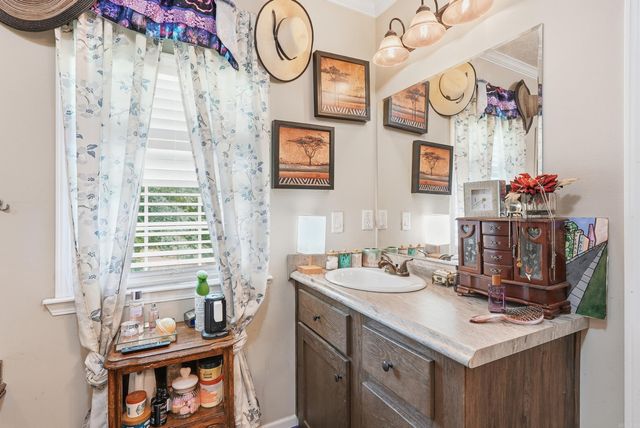 3001 S Evans Road, White Hall, AR 71602