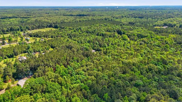 3001 S Evans Road, White Hall, AR 71602