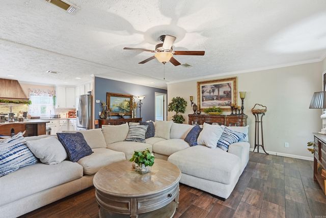 3001 S Evans Road, White Hall, AR 71602