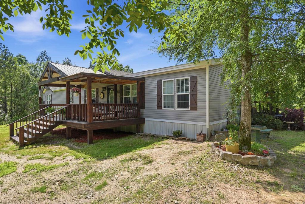 3001 S Evans Road, White Hall, AR 71602