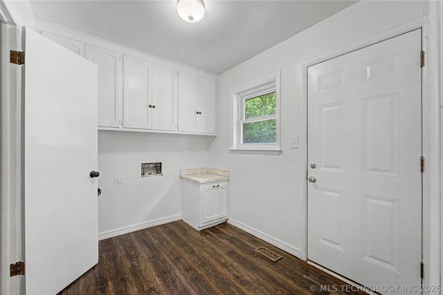 5235 S 69th East Avenue, Tulsa, OK 74145