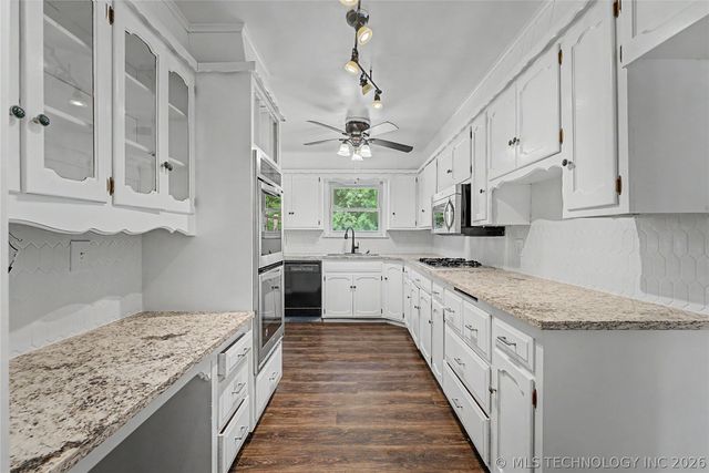 5235 S 69th East Avenue, Tulsa, OK 74145