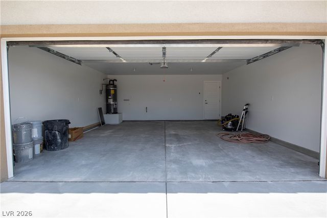 3925 North Mayfield Ranch Road, Pahrump, NV 89060