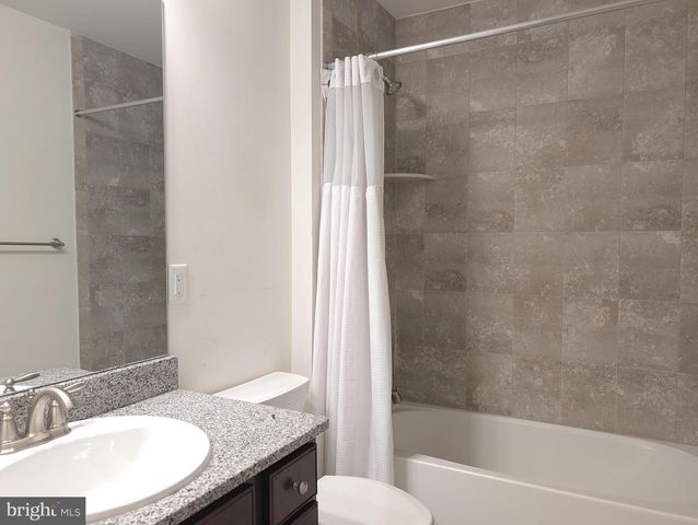 68 AUTUMN LN, Skillman, NJ 08558