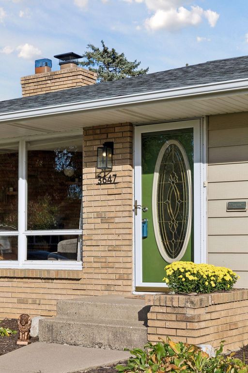 3647 Buchanan Street NE, Minneapolis, MN 55418 — photo 2