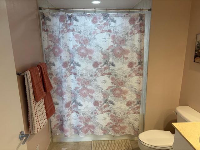 1551 N Flagler Drive 905, West Palm Beach, FL 33401