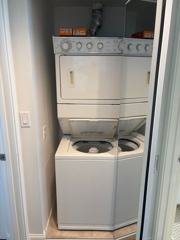 1551 N Flagler Drive 905, West Palm Beach, FL 33401