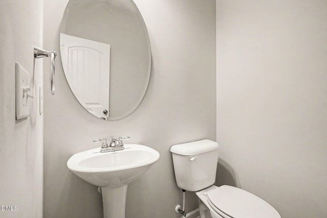 228 Monroe Fields Drive, Benson, NC 27504