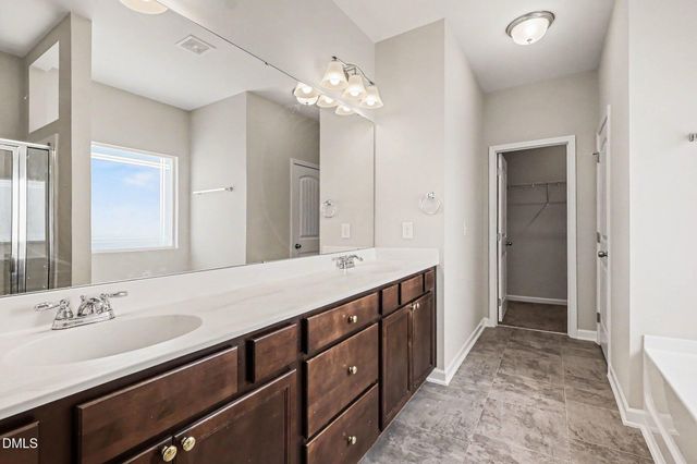 228 Monroe Fields Drive, Benson, NC 27504