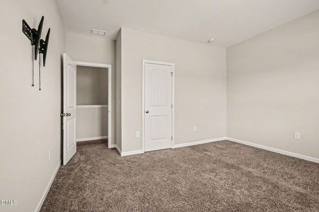 228 Monroe Fields Drive, Benson, NC 27504