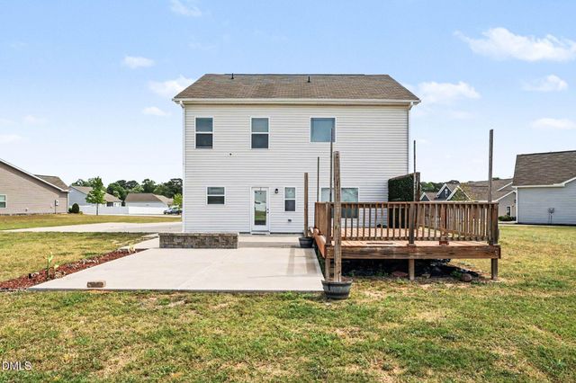 228 Monroe Fields Drive, Benson, NC 27504