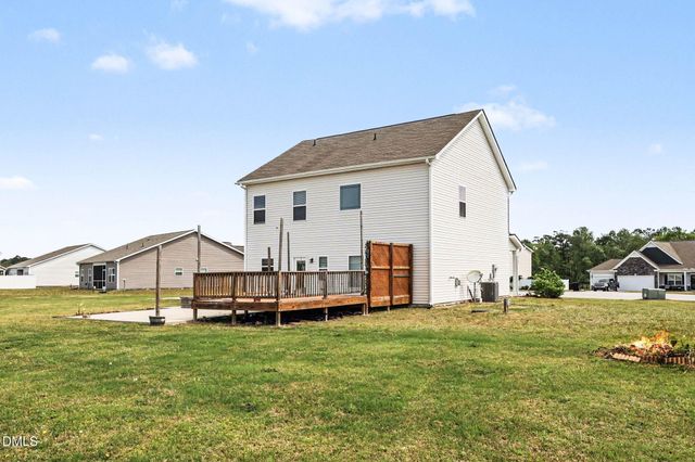 228 Monroe Fields Drive, Benson, NC 27504