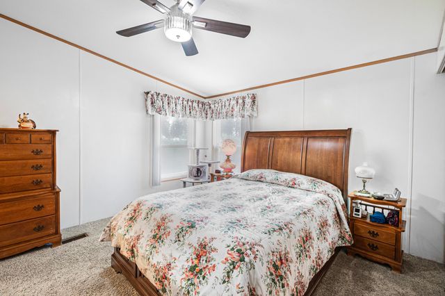 14825 N Dixie Ln, Mead, WA 99021