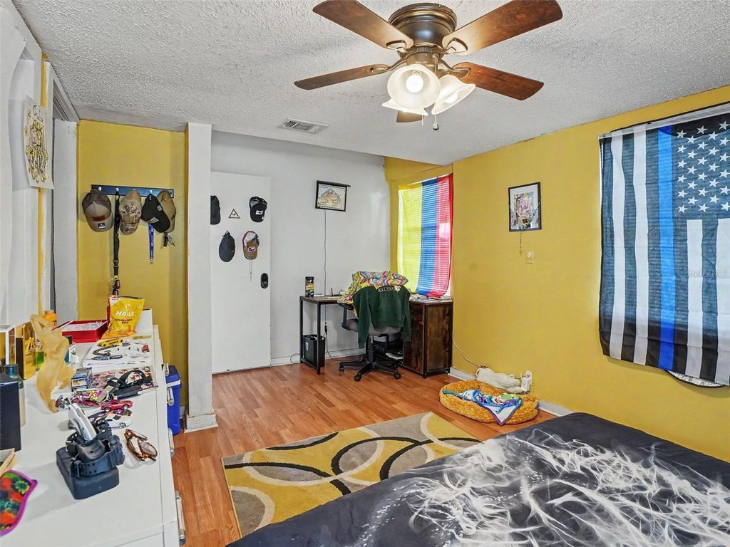 Image 17 of property listing at 313 LUCILE WAY, Orlando, FL 32835