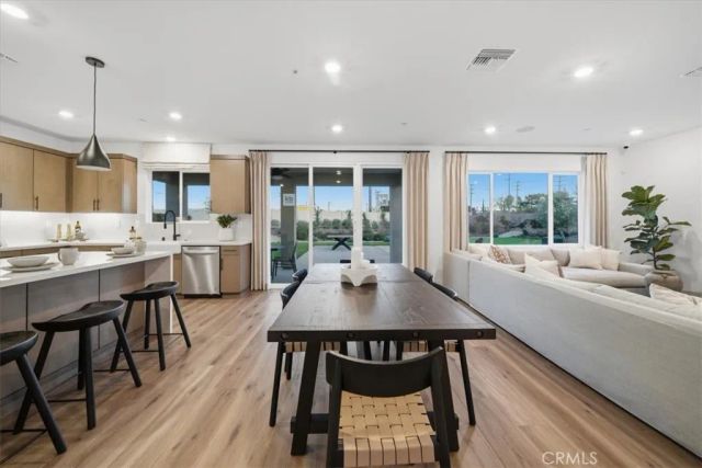 5565 W Avenue K-15, Lancaster, CA 93536