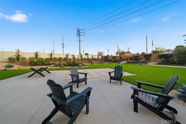 5565 W Avenue K-15, Lancaster, CA 93536