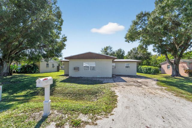 2656 NW 5th Street, Okeechobee, FL 34972