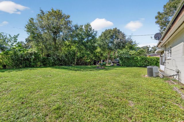 2656 NW 5th Street, Okeechobee, FL 34972