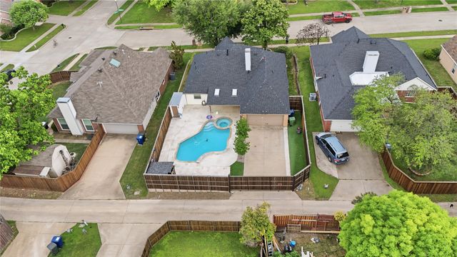 2317 Edinburgh Way, Garland, TX 75040