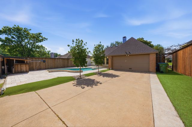 2317 Edinburgh Way, Garland, TX 75040