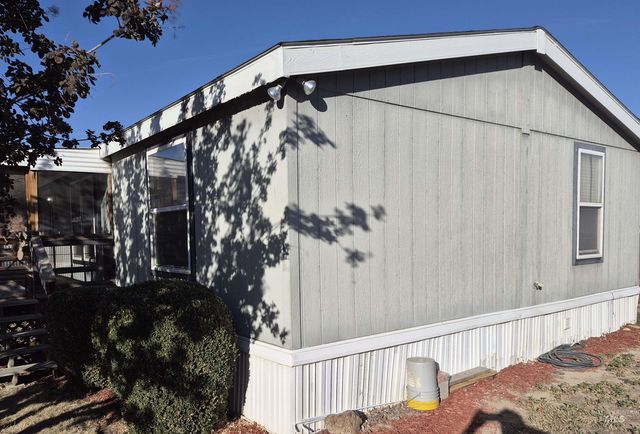 951 W Avalon St #23, Kuna, ID 83634 property photo