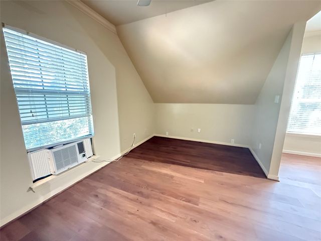 1243 1/2 Ashland Street, Houston, TX 77008