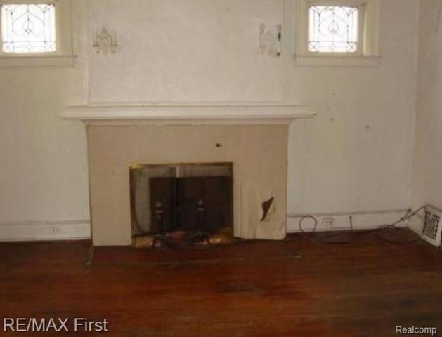 214 Tennyson Street, Highland Park, MI 48203