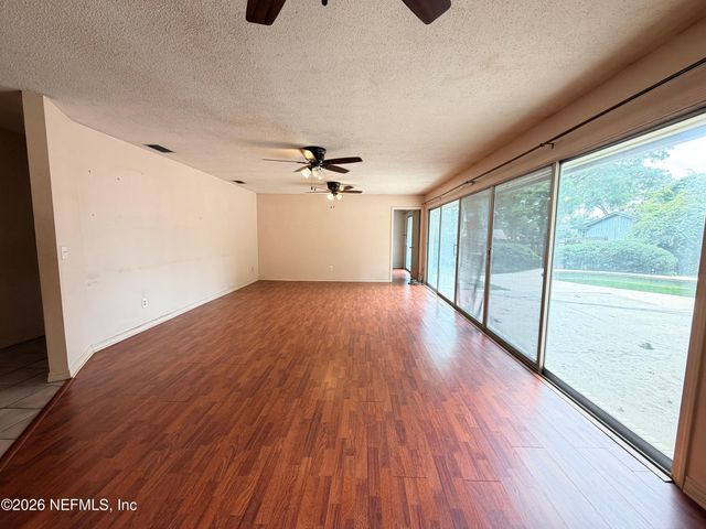1530 NAVAHO Avenue, Jacksonville, FL 32210