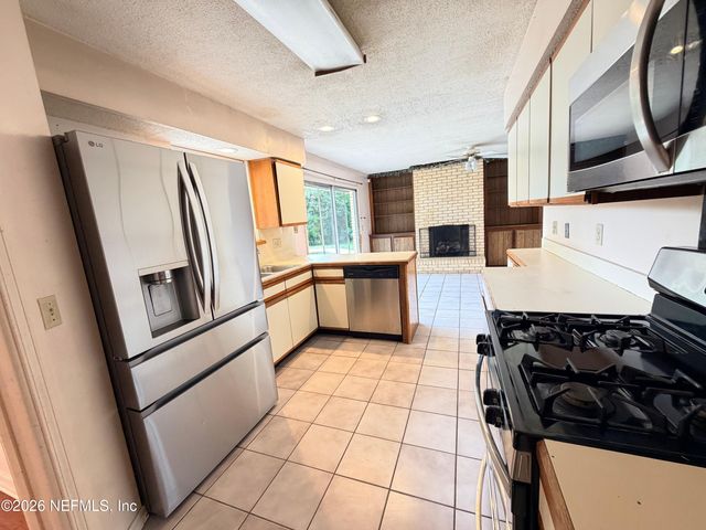 1530 NAVAHO Avenue, Jacksonville, FL 32210