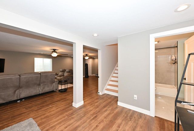 N1476 Chicago DRIVE, Genoa City, WI 53128