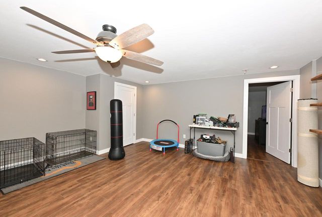 N1476 Chicago DRIVE, Genoa City, WI 53128