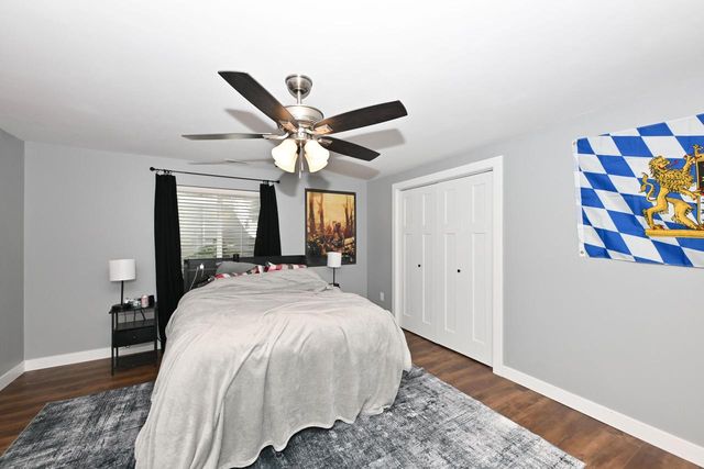 N1476 Chicago DRIVE, Genoa City, WI 53128