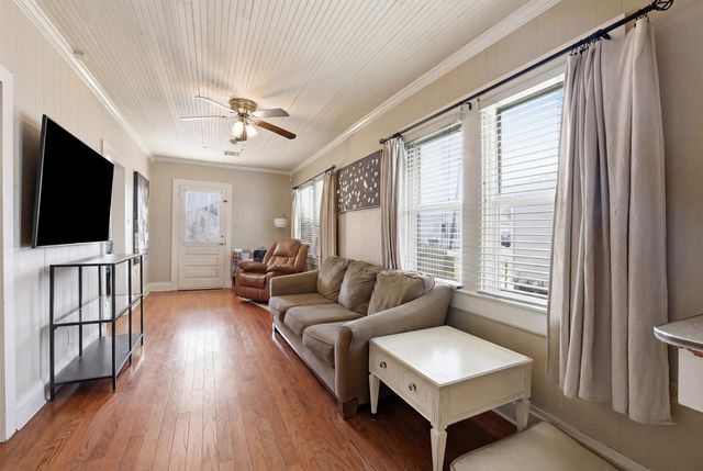 139 East 6th Street, Larose, LA 70373