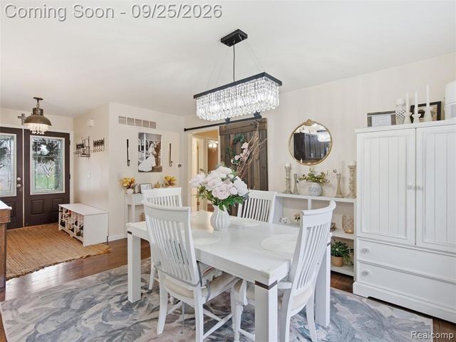 17405 Loranger Street, Clinton Township, MI 48038