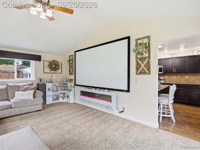 17405 Loranger Street, Clinton Township, MI 48038